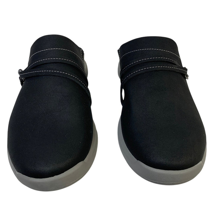 JSport Womens Size 7 Black Faux Leather Gina Slip On Memory Foam Sneaker Shoes