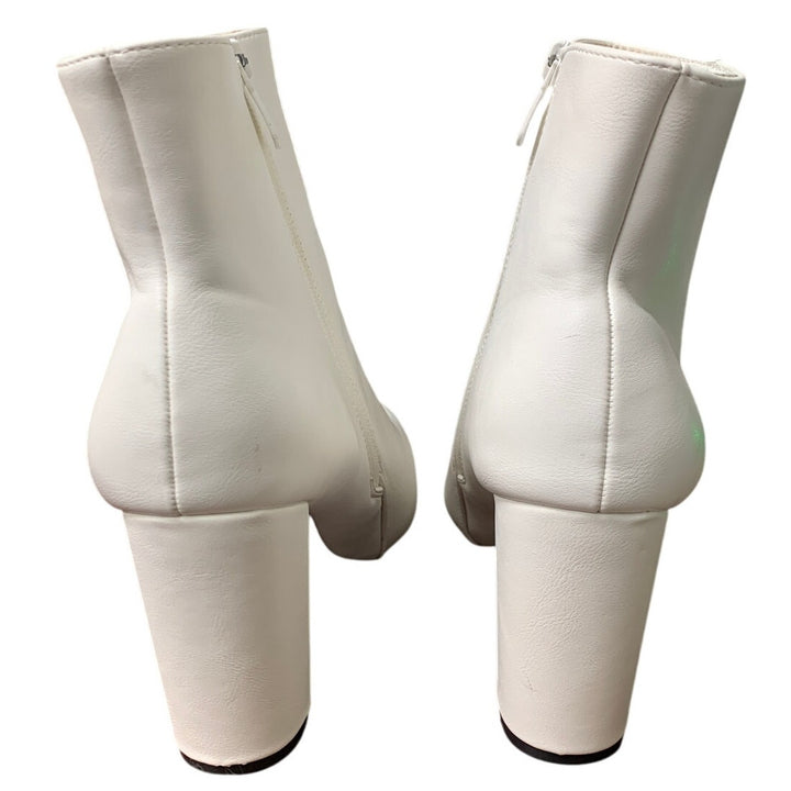 Dream Pairs Womens Size 9.5 White Faux Leather3.5" Chunky Heel Ankle Boot Shoes