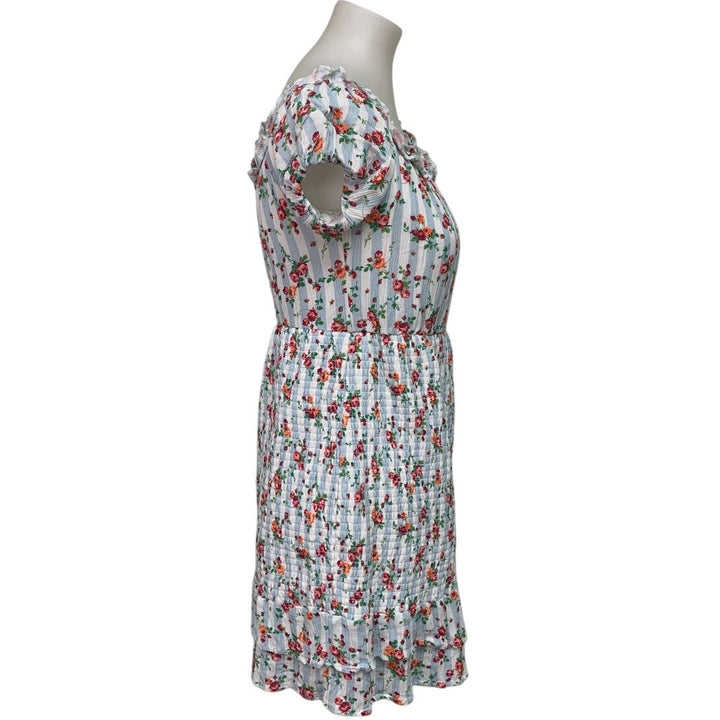 Peach Love California Womens Medium Striped Floral Short Sleeve Smocked Dress