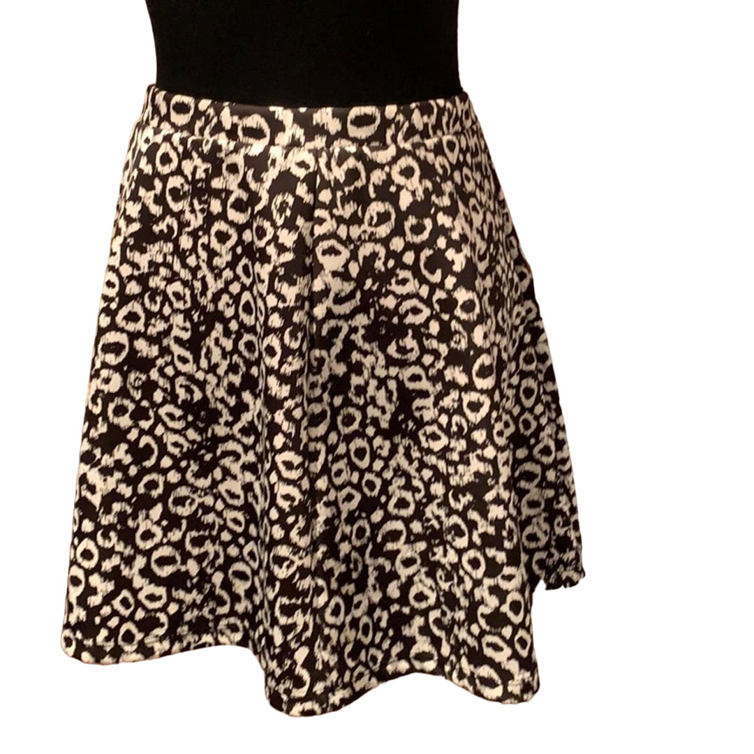 Lily Rose Medium Polyester Blend Leopard Animal Print Short Flared Skater Skirt
