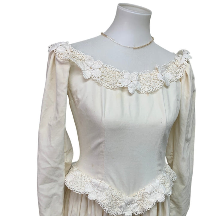 Vintage 1930s Womens Small Handmade Soft Cotton Lace Button Up Wedding Dress