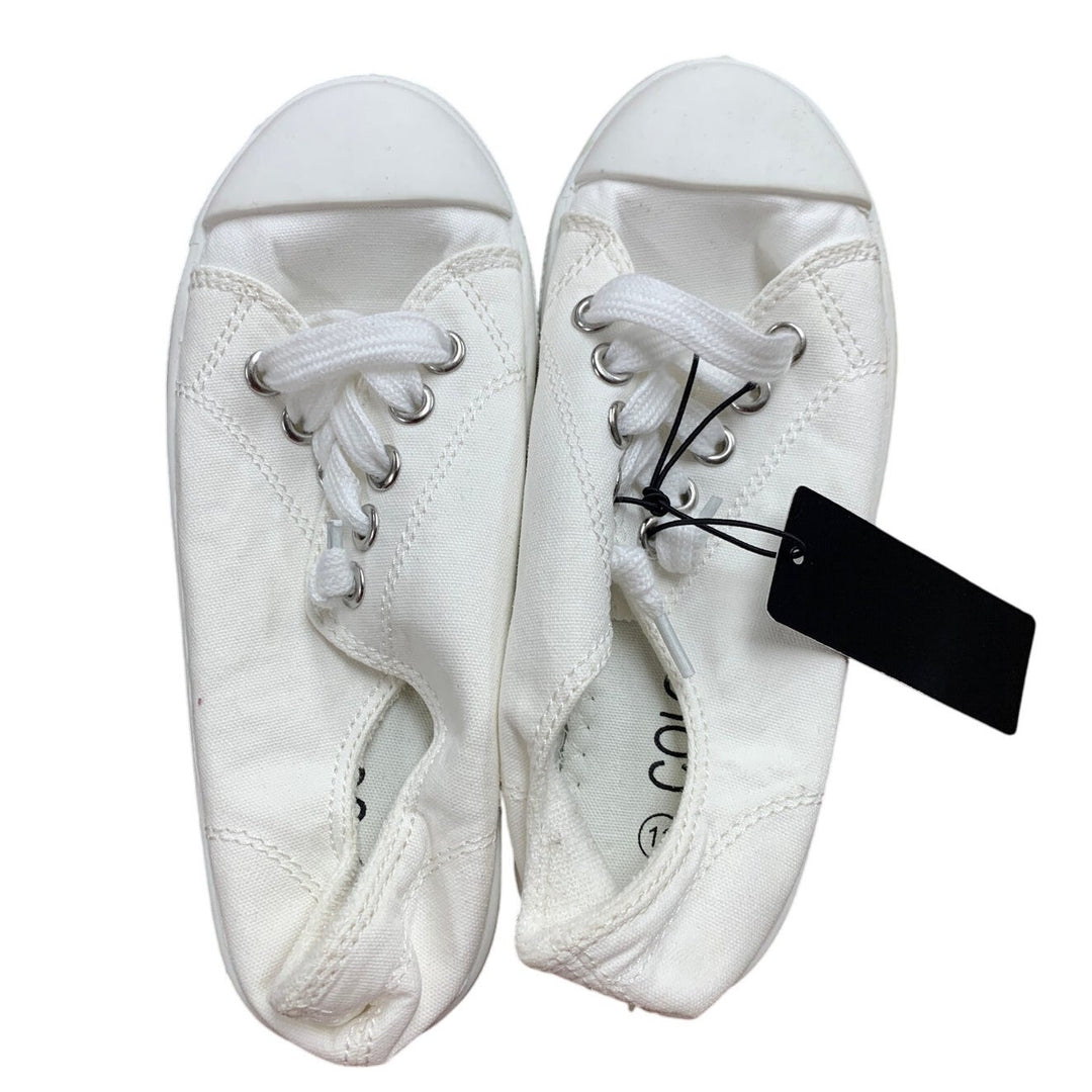 New Colgo Girls Size 13 White Lace Up Canvas Classic Basic Sneaker Shoes