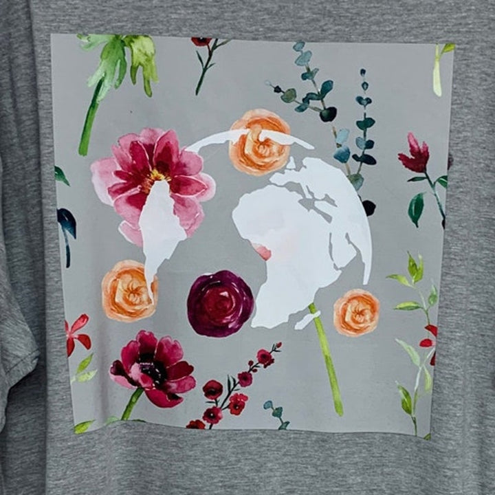 New Handprinted Womens 3XL Heathered Earth Floral Flowers Short Sleeve Tee Shirt