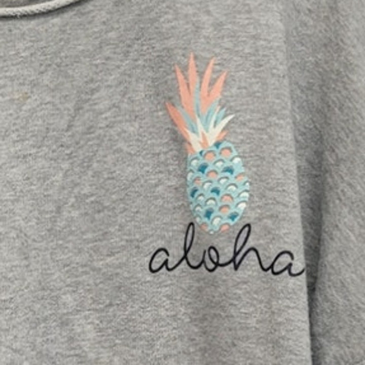 Crown &amp; Ivy Womens XXL Aloha Pineapple 100% Cotton Long Sleeve Scoop Neck Shirt