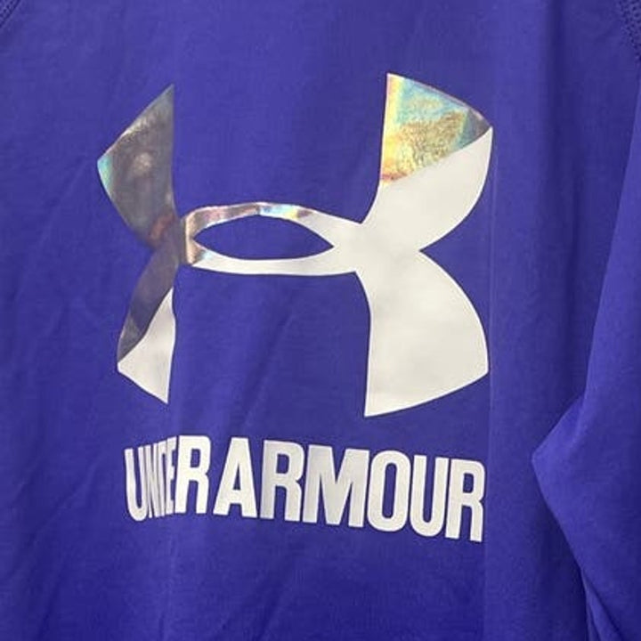 Under Armour Youth XL Long Sleeve Metallic Logo Loose Heatgear Athletic Tee