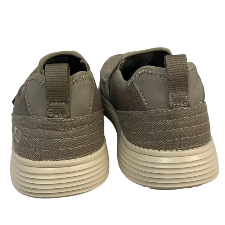 Skechers Mens Size 9 Brown Slip On Relaxed Fit Memory Foam Low Top Shoes