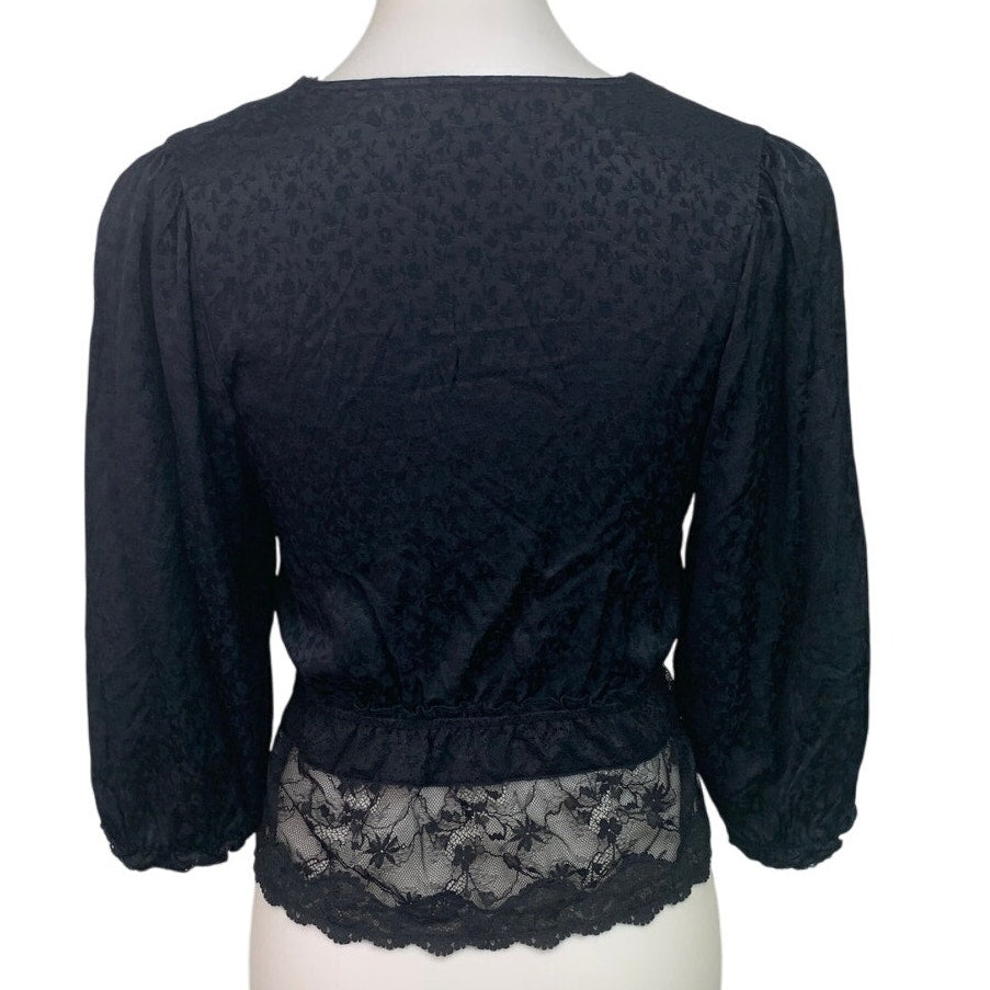 New American Eagle Small Lace Floral Half Sleeve Front Button V Neck Top