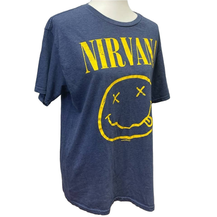 2016 Nirvana Mens Large Smiley Face Short Sleeve PolyCotton Crew Neck Tee Shirt