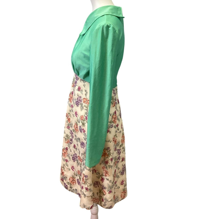 Handmade Medium Long Sleeve Open Front Collar Slit Fully Lined Floral Dress