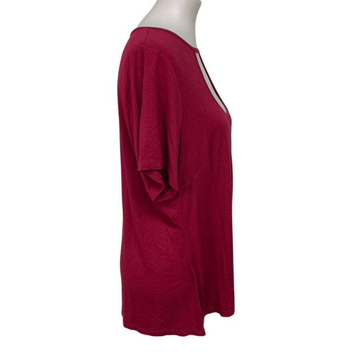 NWT New CCX Womens Plus Size XS/14 Ruby Red Keyhole Front Flowy Stella Tee
