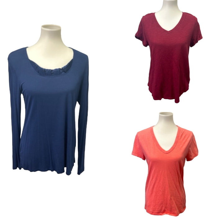 Lot of 3 Old Navy Universal Thread Womens Small Scoop VNeck Tee Shirt Tops