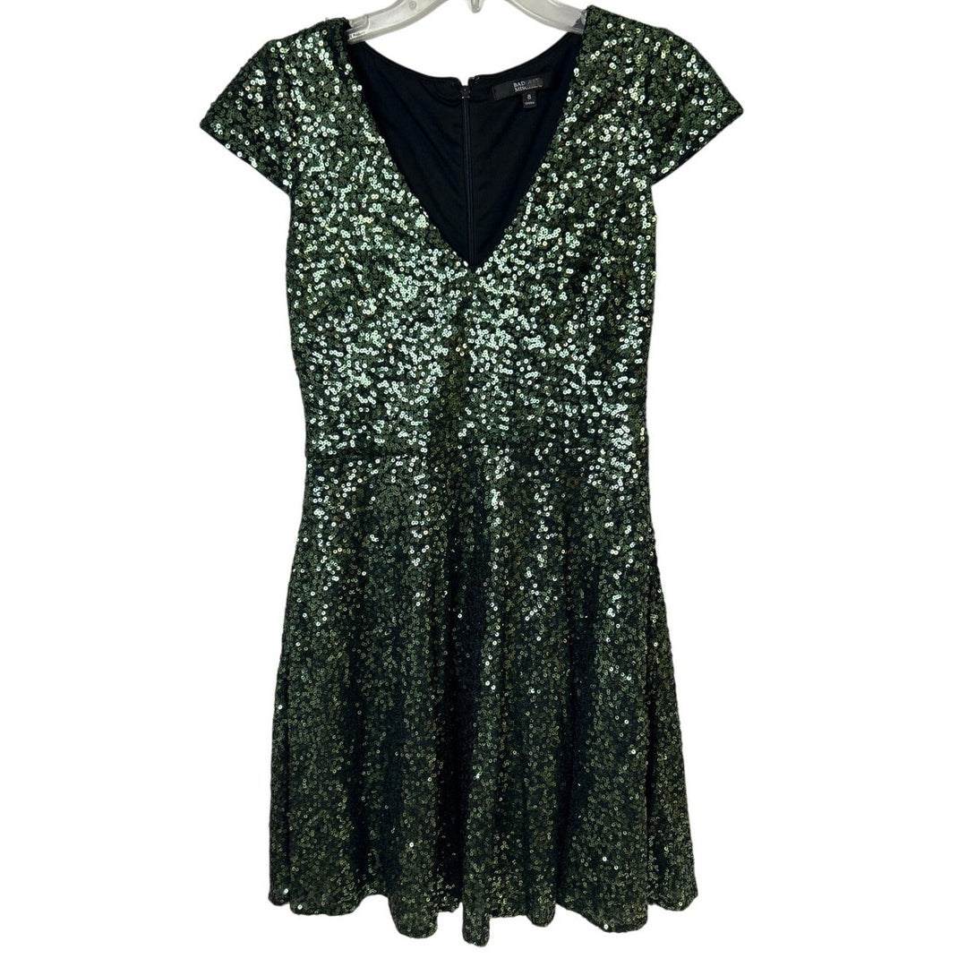 Badgley Mischka Size 8 Green Emerald Sequin Natasha Short Sleeve Mini Dress