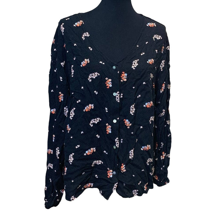 A New Day XL Deep V Neck Boho Button Down Long Sleeve Lightweight Floral Top