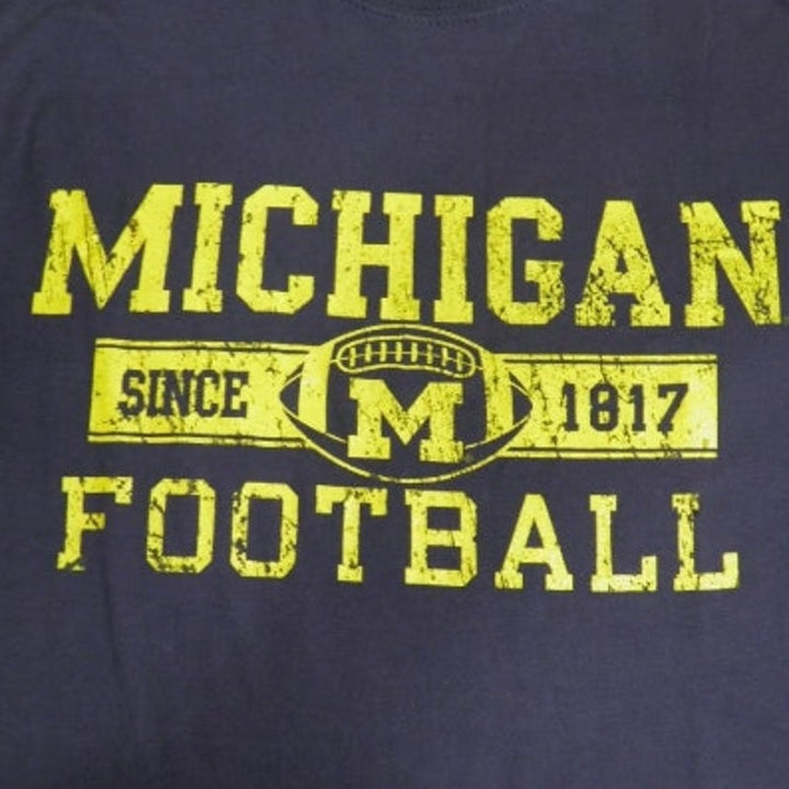 University of Michigan Football Mens Small PolyCotton Short Sleeve Tee Shirt