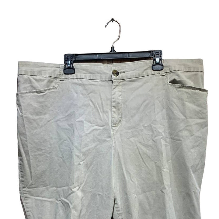 Croft &amp; Barrow 22W Classic Fit Stretch Casual Khaki Capris Pants w Pockets