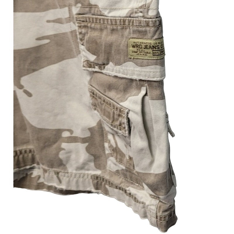 Wrangler Jeans Co Mens Size 40 100% Cotton Long Camo Camouflage Cargo Shorts
