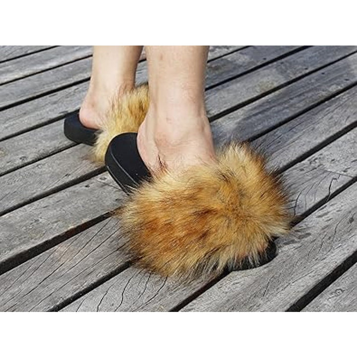 New YouDirect Womens Size 9.5 Slide On Faux Fur Indoor Outdoor Open Toe Slippers