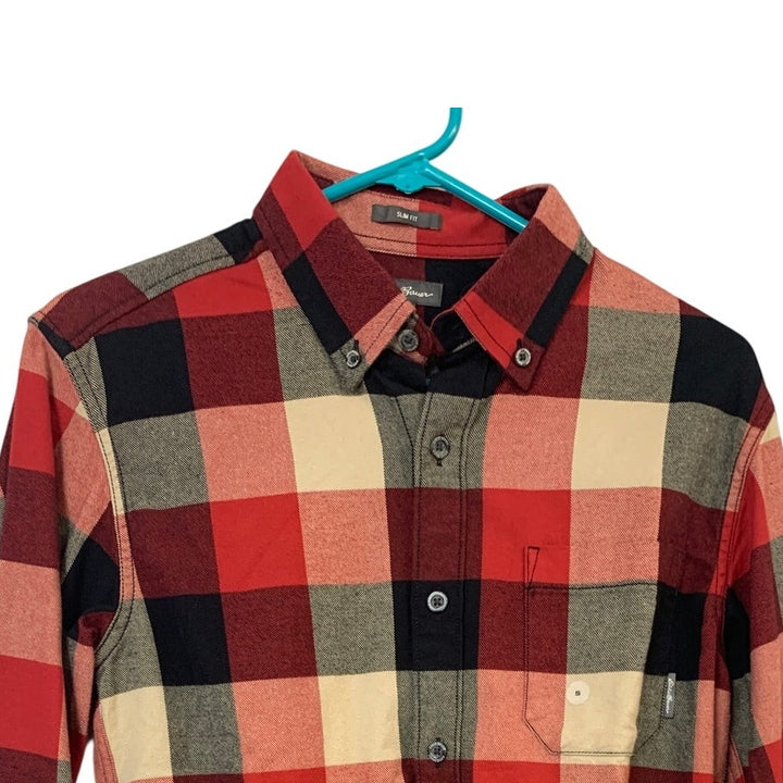 New Eddie Bauer Mens Small Red Plaid Slim Fit Eddies Favorite Button Up Shirt