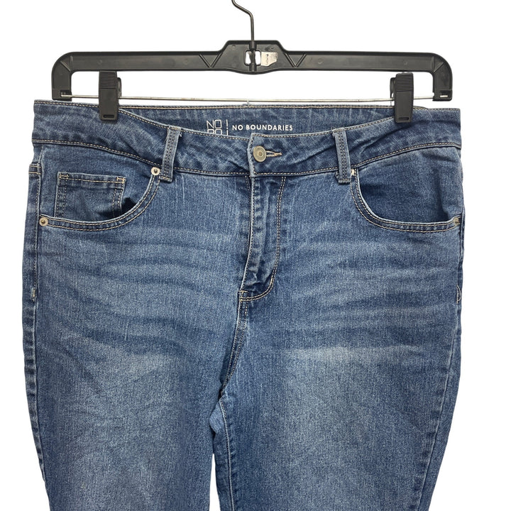 No Boundaries Juniors Size 17 Stretch Cotton Whiskered Denim Blue Jeans