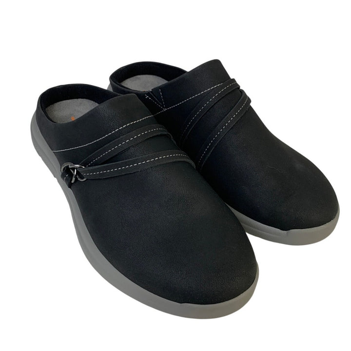 JSport Womens Size 7 Black Faux Leather Gina Slip On Memory Foam Sneaker Shoes