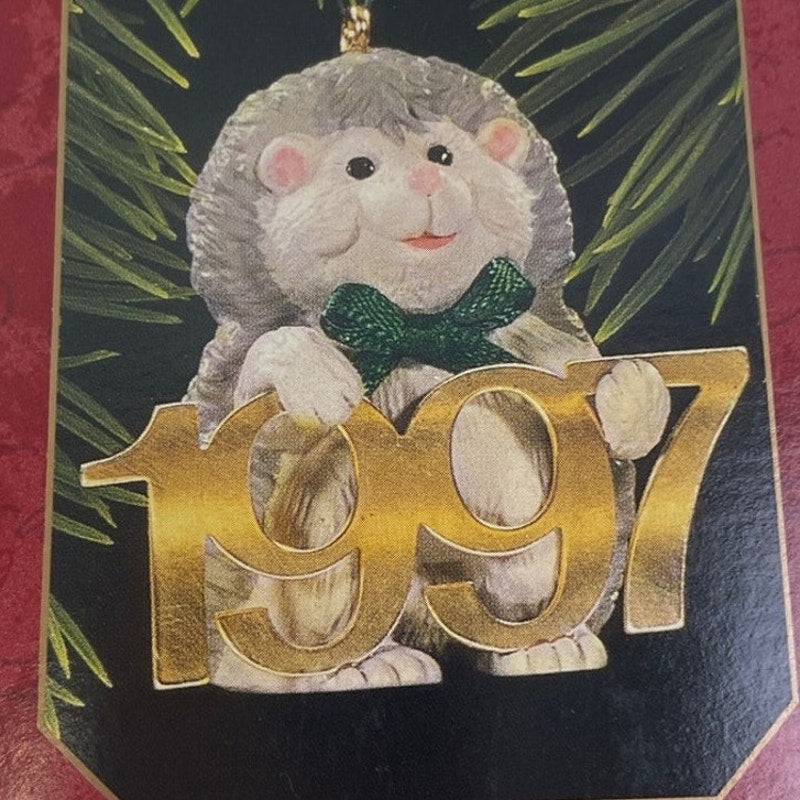 Vintage 1997 Hallmark Collector&