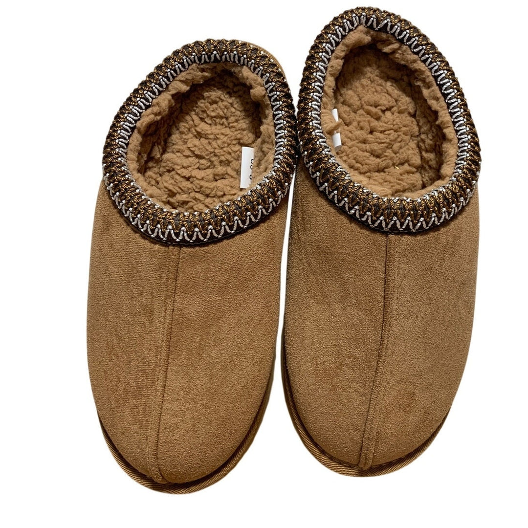 Womens Size 8 Brown Faux Suede Slippers Closed Round Toe Fuzzy Slide On Shoes