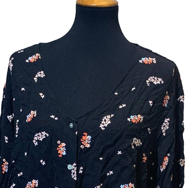 A New Day XL Deep V Neck Boho Button Down Long Sleeve Lightweight Floral Top
