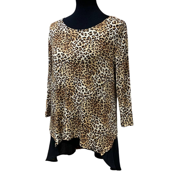W5 Concepts Medium Leopard Print Long Sleeve Hi Low Stretchy Flutter Back Top