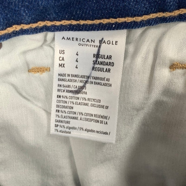 New American Eagle Size 4 Cotton Blend Stretch Mom Jeans Denim Blue Jeans
