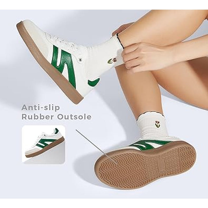Lucky Step Womens Size 8.5 White Green Faux Leather Lace Up Retro Sneaker Shoes