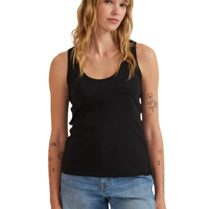 New Eddie Bauer Womens Black Favorite Scoop Neck PolyCotton Sleeveless Tank Top