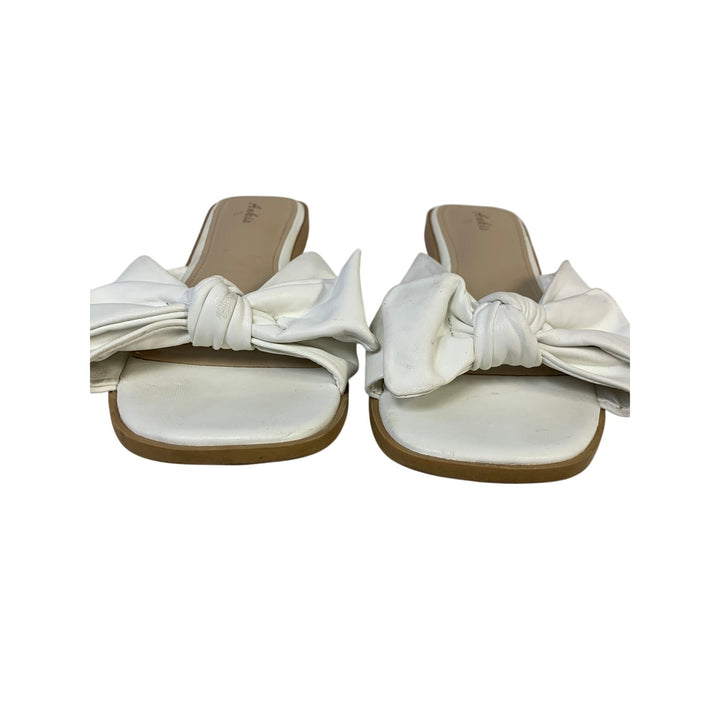 Ankis Womens Size 11 White Faux Leather Bow Flat Slip On Open Toe Sandal Shoes