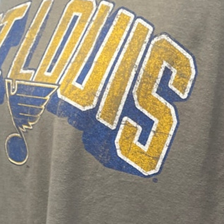 Champion Mens Large St Louis Blues Hockey Short Sleeve Crew Neck Tee Shirt
