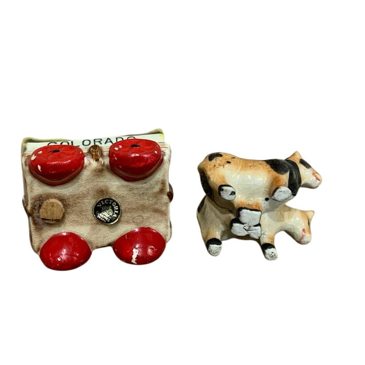 Vintage Victoria Ceramics Japan Cow Covered Wagon Salt Pepper Shaker Set