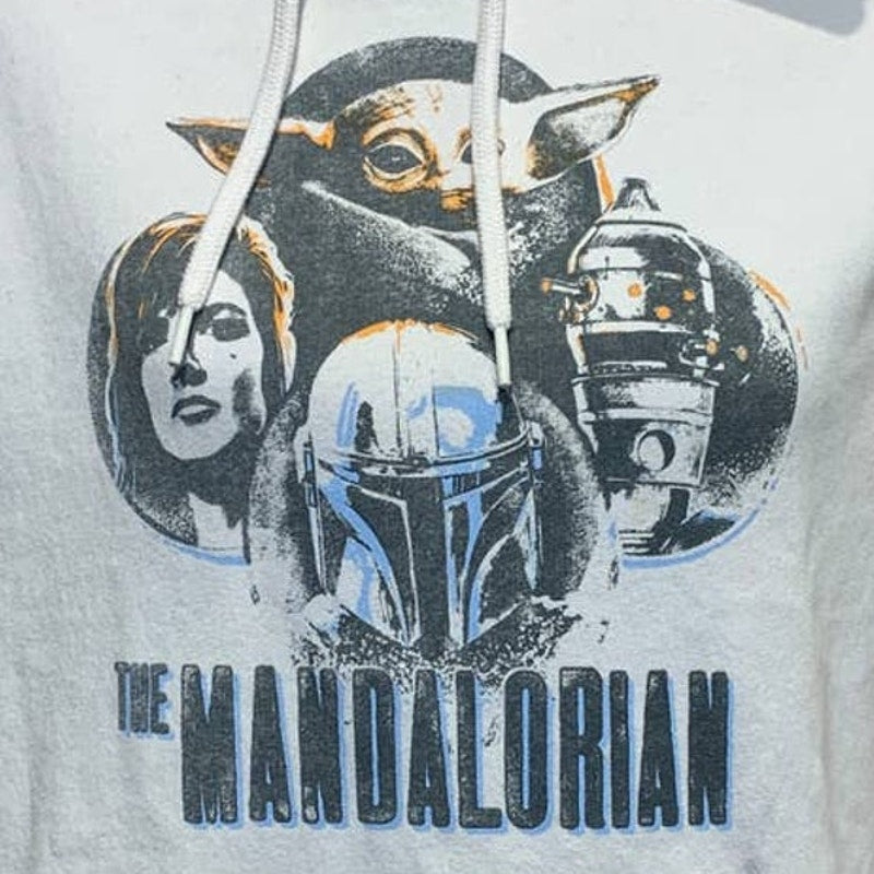 Fifth Sun Medium Star Wars Mandalorian Cotton Blend Hoodie Sweatshirt Pocket