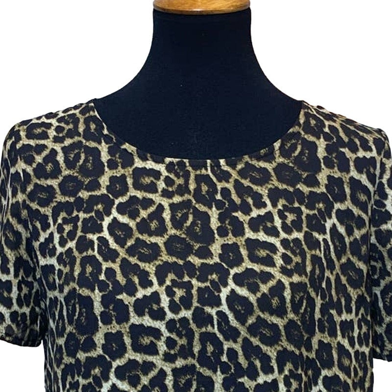Chelsea &amp; Theodore Womens Small Short Sleeve Polyester Leopard Print Top Blouse