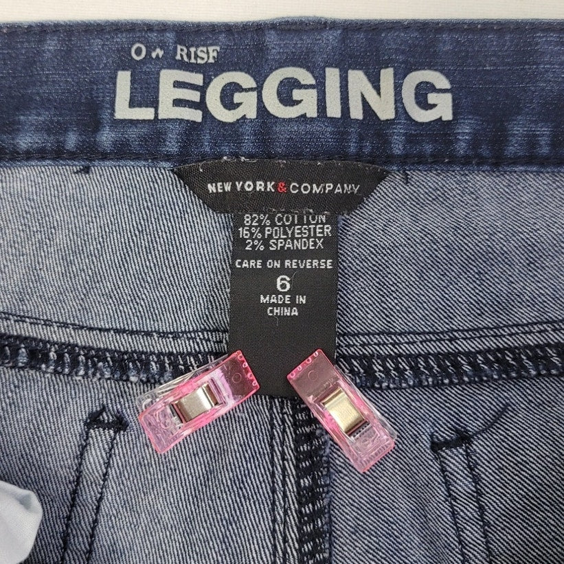 New York &amp; Company Womens Size 6 PolyCotton Spandex Low-Rise Jeggings