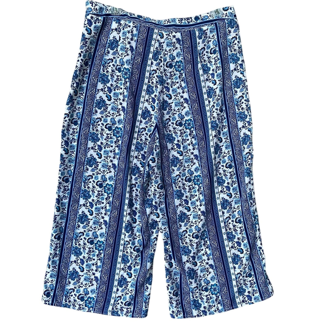 NWT New Divided H&amp;M Womens Size 12 100% Polyester Floral Side Zip Cropped Pants