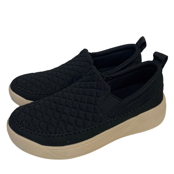 Staheekum Womens Size 8 Black Sneakers Quilted Slip On Comfort Shoes EUC