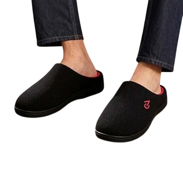 VeraCosy Mens Size 9/10 Red Black Slide On Memory Foam Rubber Sole Slippers