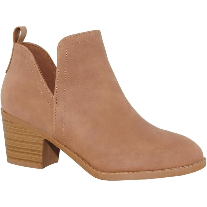 Trendsup Womens Size 7.5 Brown Faux Leather 2.5" Block Heel Pull On Ankle Boots