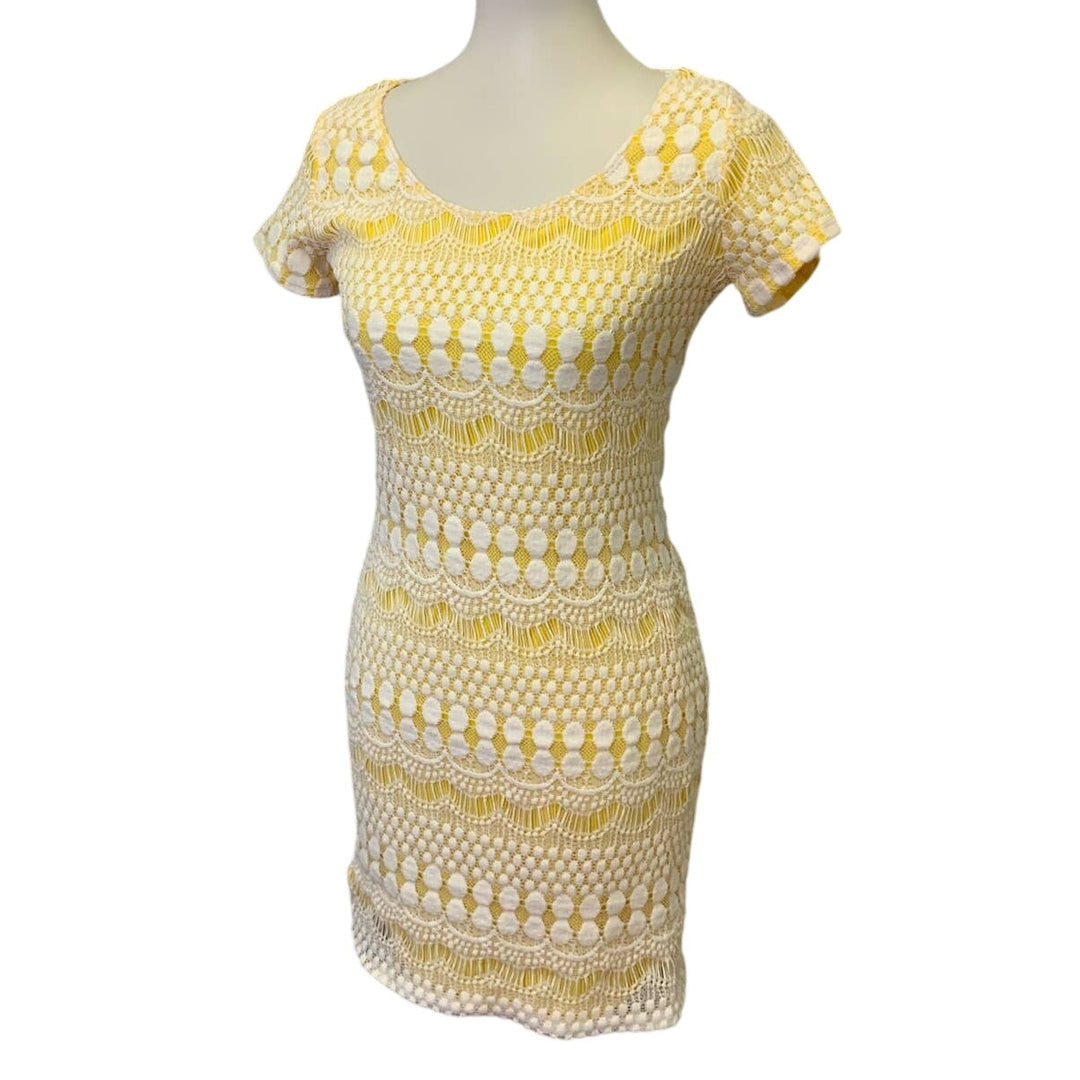 Tiana B Womens Small Short Sleeve Body Con Yellow Dress White Crochet Overlay