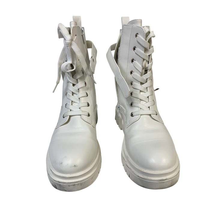 Dream Pairs Womens 7.5 White 1.25" Heel Boot Side Zip Closed Round Toe Shoes