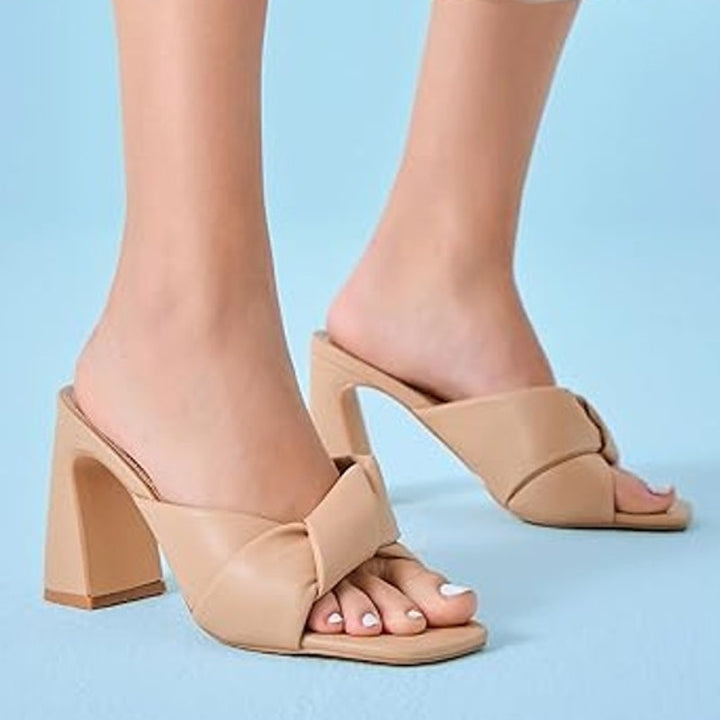 Coutgo Womens Size 8.5 Tan Chunky 4" Block Heel Slide On Open Toe Knotted Shoes