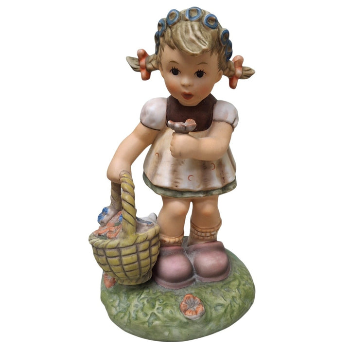 Vintage 1996 Berta Hummel Goebel BH3 Spring Blossoms Girl Ceramic Figurine