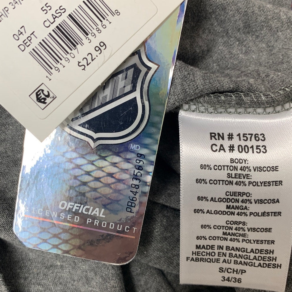 New York Islanders Hockey NHL Mens Small Long Sleeve PolyCotton Tee Shirt