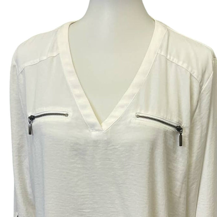 Maurices XL 100% Polyester Long Tabbed Sleeve Zippers V-Neck Flowy Blouse Top