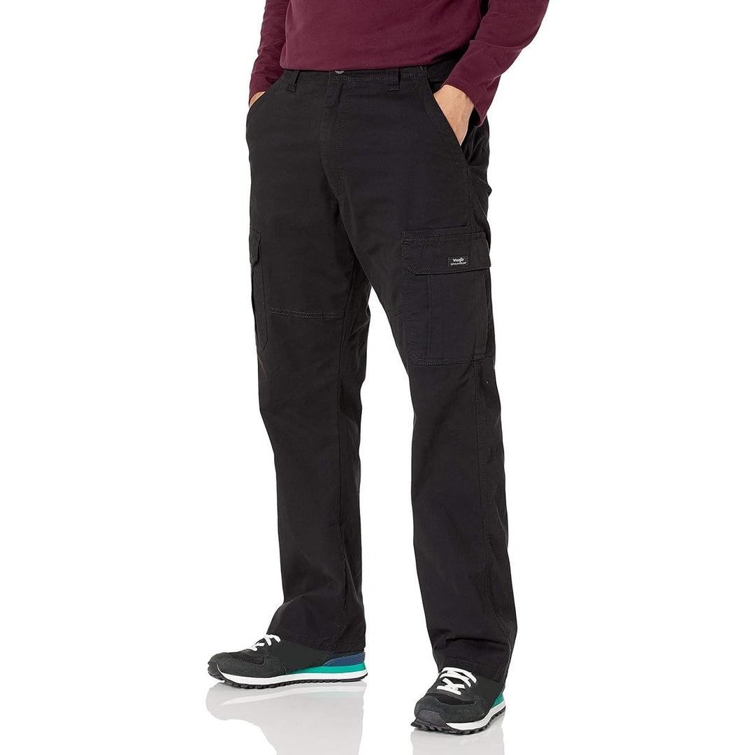 NWT New Wrangler Authentics Mens 46X30 Black Relaxed Fit Stretch Cargo Pants