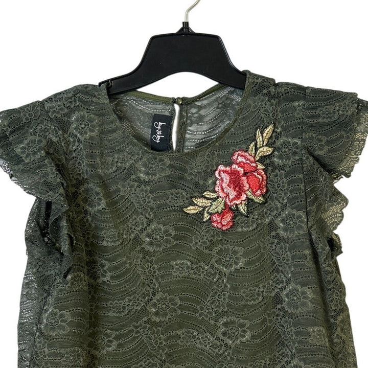 Lot of 2 Womens Large XL Short Sleeve Lace Floral Mesh Short Sleeve Tops
