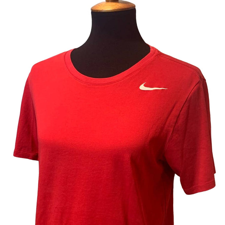 Nike Mens Small Red Althletic Cut Dri Fit Short Sleeve PolyCotton Tee Shirt